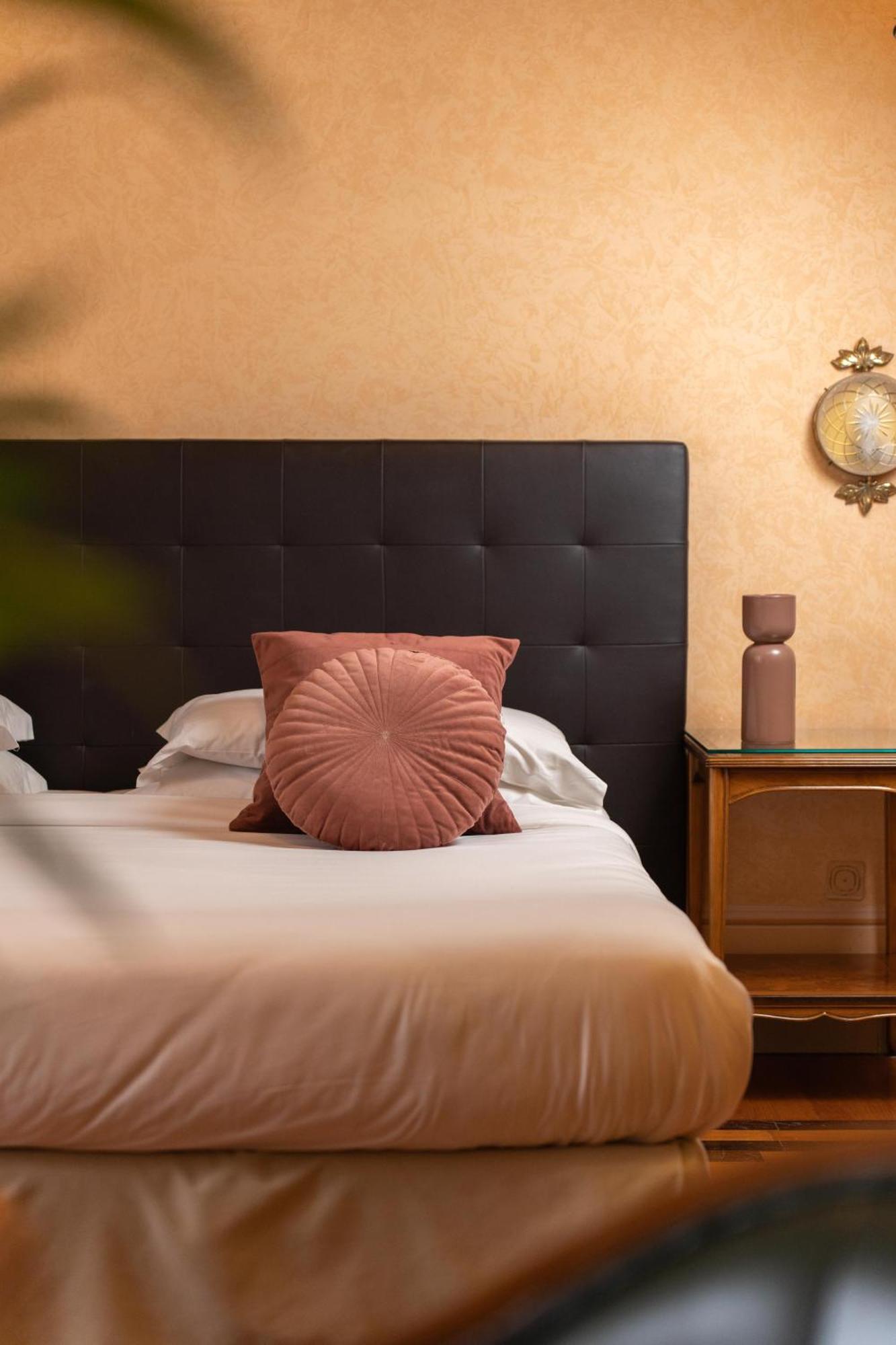 Hotel Villa La Bollina Serravalle Scrivia Bagian luar foto